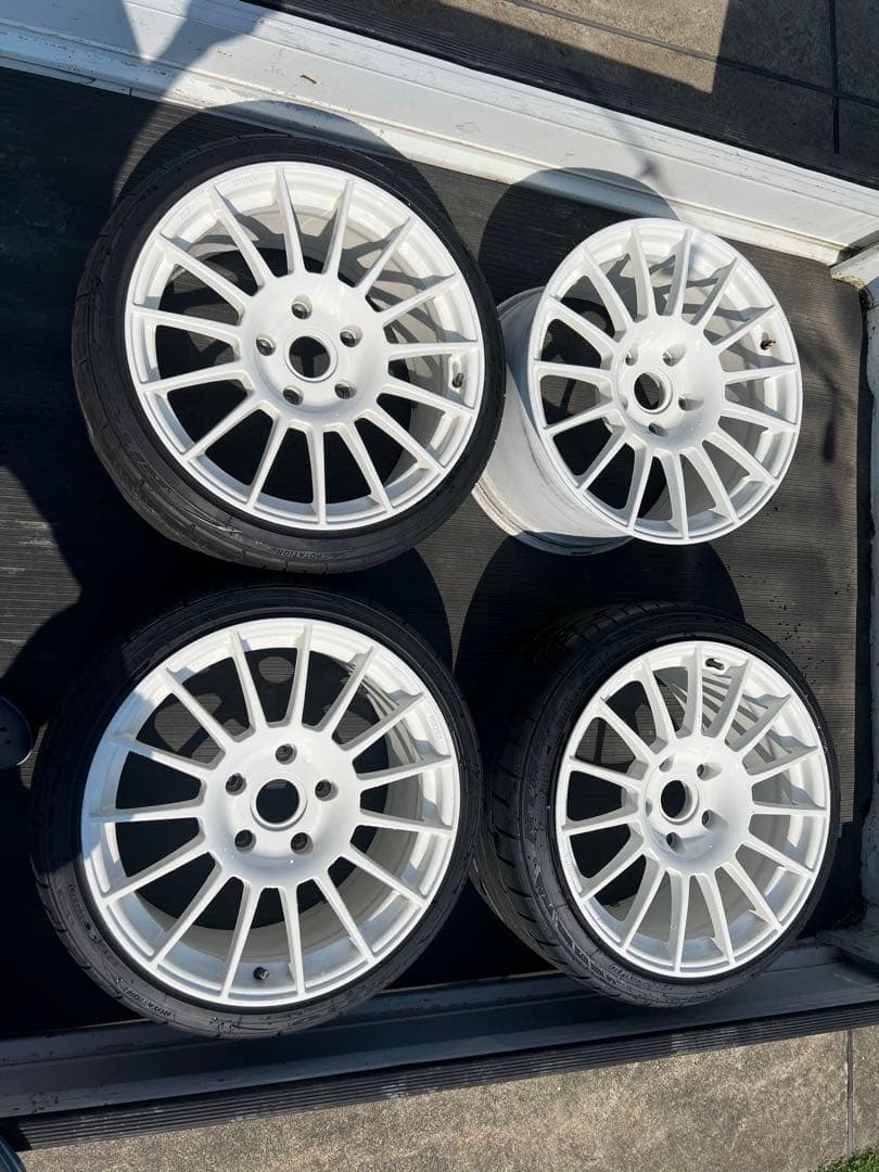 エンケイ　RC-T4 18インチ　PCD130 ポルシェ911 996 997