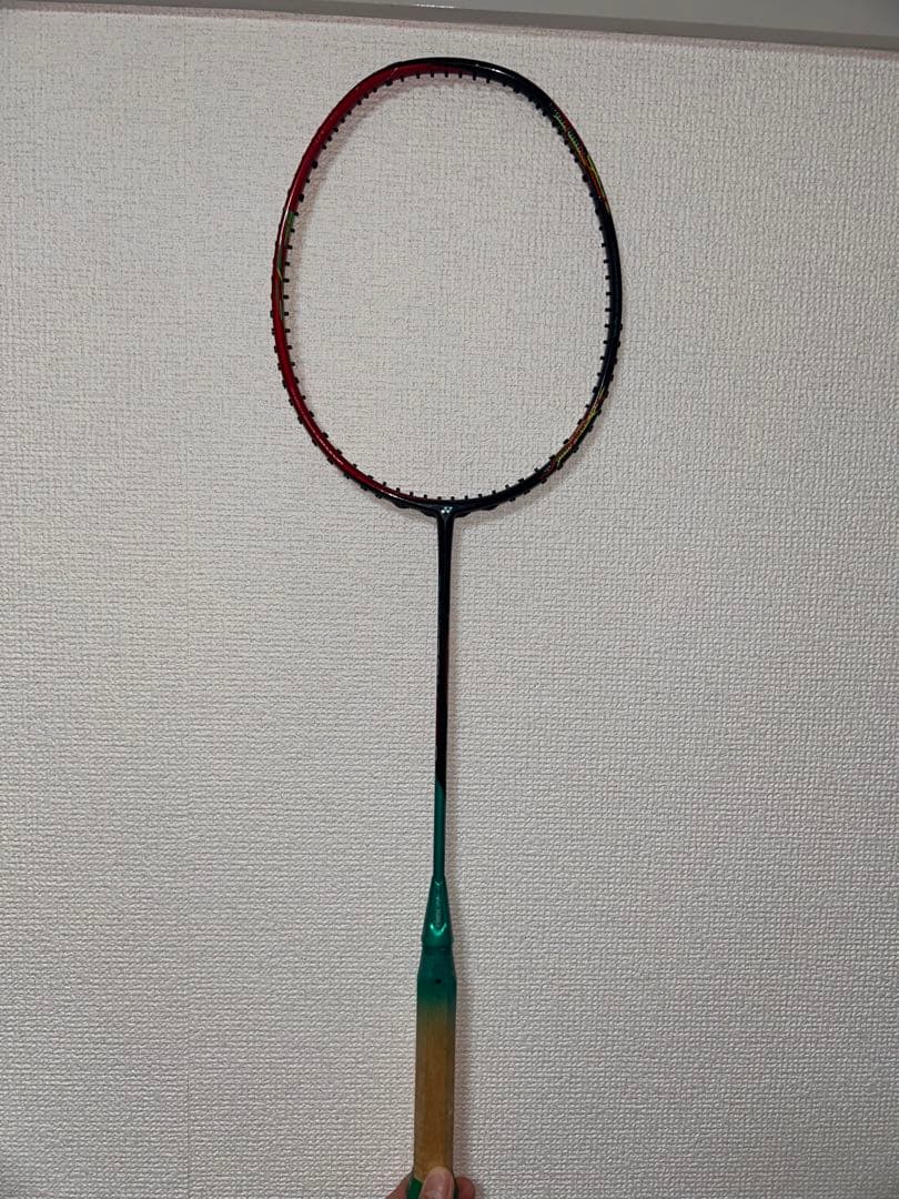 バドミントンラケット　アストロクス88D ４UＧ5 【ジャンク品】