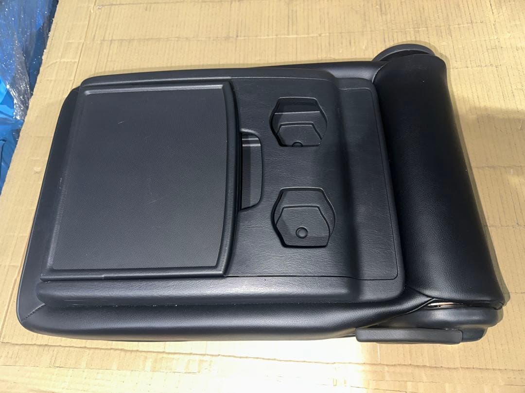 ハイエース　センターシート
